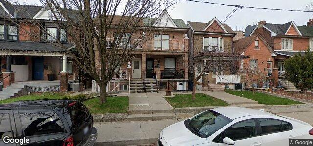 Larawan ng 212 Emerson Avenue sa Winnipeg, Manitoba