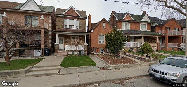 Larawan ng 216 Emerson Avenue sa Winnipeg, Manitoba