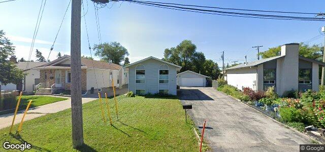 Larawan ng 216 Glenway Avenue sa Winnipeg, Manitoba