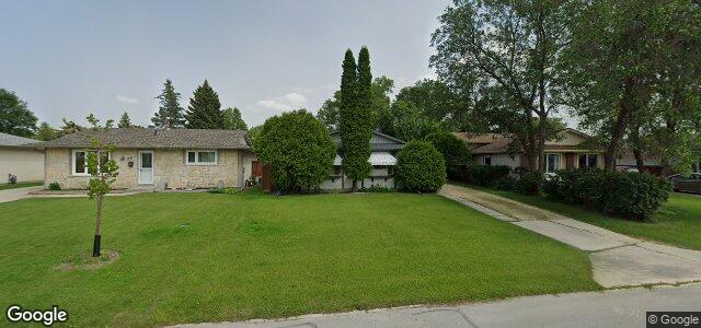 Larawan ng 22 Springlea Path sa Winnipeg, Manitoba