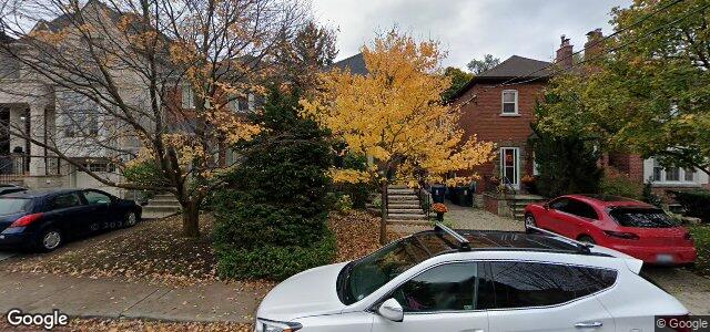 Larawan ng 221 Douglas Avenue sa Winnipeg, Manitoba