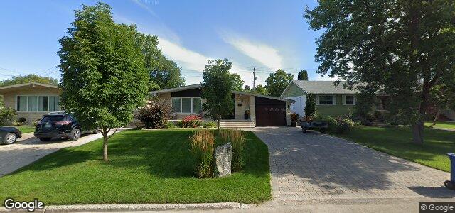 Larawan ng 221 Knowles Avenue sa Winnipeg, Manitoba