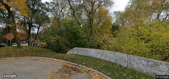 Larawan ng 237 Douglas Avenue sa Winnipeg, Manitoba