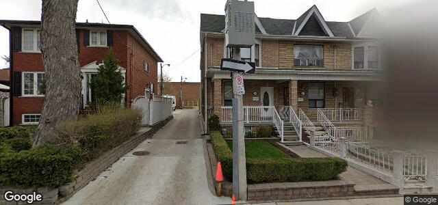 Larawan ng 239 Emerson Avenue sa Winnipeg, Manitoba