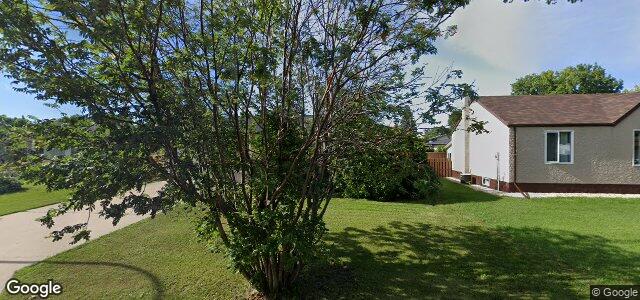 Larawan ng 242 Strood Avenue sa Winnipeg, Manitoba