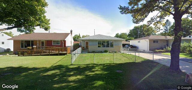 Larawan ng 243 Stuart Avenue sa Winnipeg, Manitoba