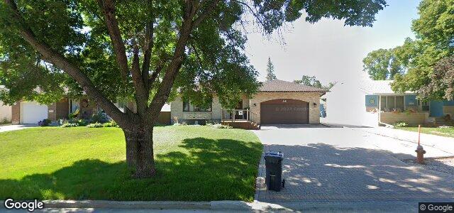 Larawan ng 244 Emerson Avenue sa Winnipeg, Manitoba