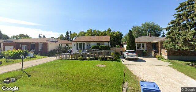 Larawan ng 244 Glenway Avenue sa Winnipeg, Manitoba