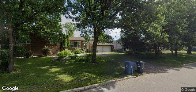 Larawan ng 261 Knowles Avenue sa Winnipeg, Manitoba