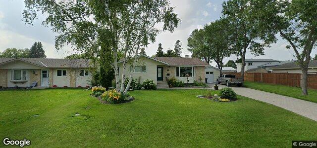 Larawan ng 27 Springlea Path sa Winnipeg, Manitoba