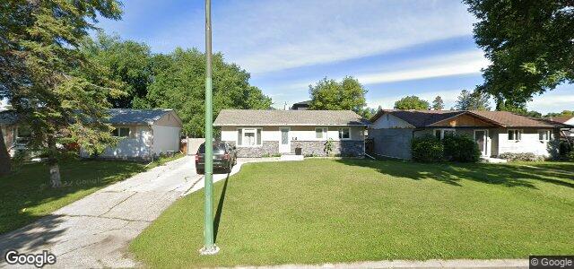 Larawan ng 27 Summerfield Way sa Winnipeg, Manitoba