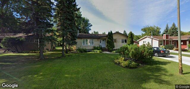 Larawan ng 270 Strood Avenue sa Winnipeg, Manitoba