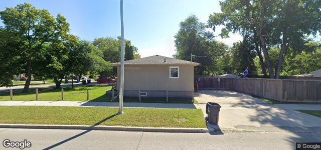 Larawan ng 284 Emerson Avenue sa Winnipeg, Manitoba
