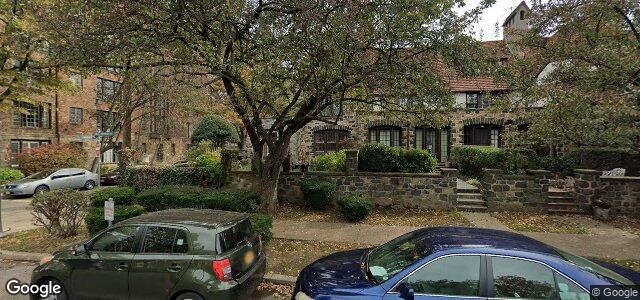 Larawan ng 30 Continental Avenue sa Winnipeg, Manitoba