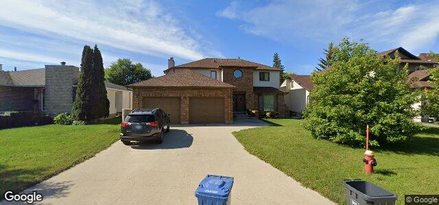Larawan ng 30 Zeglinski Crescent sa Winnipeg, Manitoba
