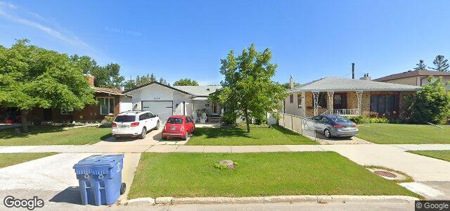 Larawan ng 303 Emerson Avenue sa Winnipeg, Manitoba