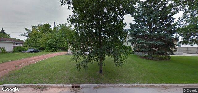 Larawan ng 305 Knowles Avenue sa Winnipeg, Manitoba