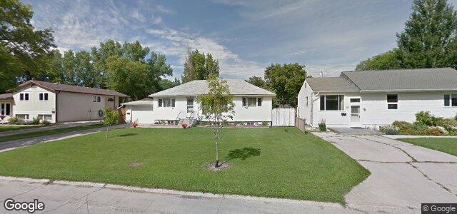 Larawan ng 307 Strood Avenue sa Winnipeg, Manitoba