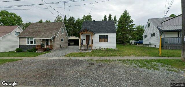 Larawan ng 31 Algonquin Avenue sa Winnipeg, Manitoba