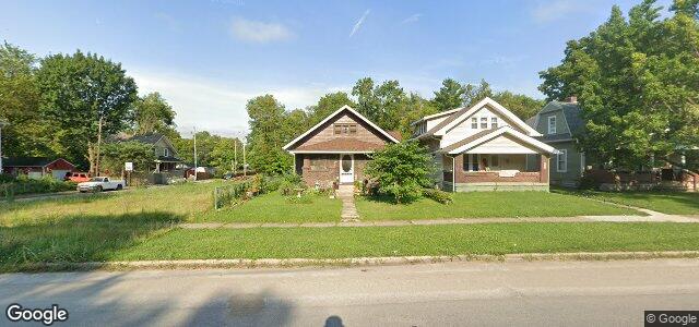 Larawan ng 310 Emerson Avenue sa Winnipeg, Manitoba