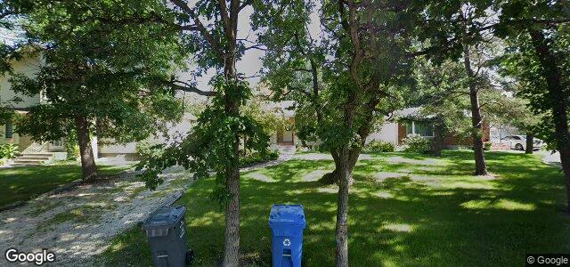 Larawan ng 311 Bonner Avenue sa Winnipeg, Manitoba