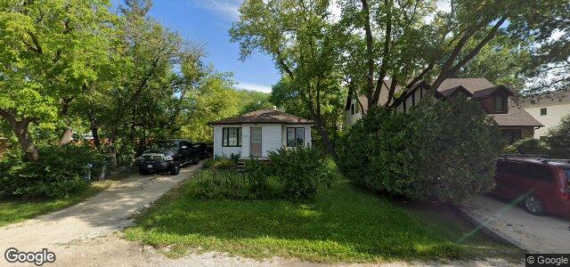 Larawan ng 323 Strood Avenue sa Winnipeg, Manitoba