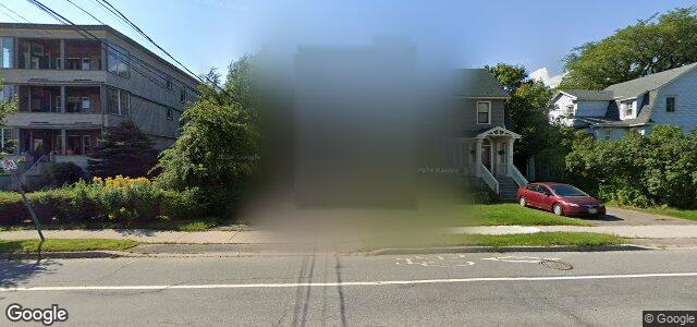 Larawan ng 325 Douglas Avenue sa Winnipeg, Manitoba