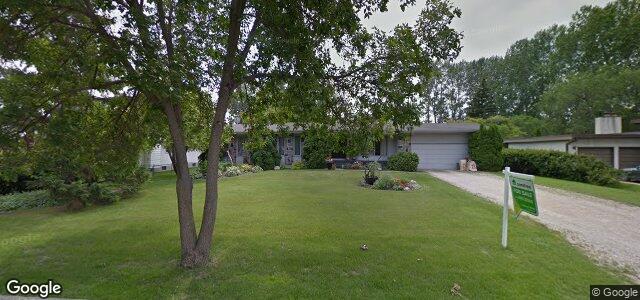 Larawan ng 328 Knowles Avenue sa Winnipeg, Manitoba