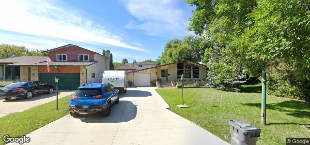 Larawan ng 332 Knowles Avenue sa Winnipeg, Manitoba