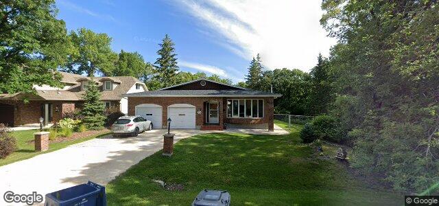 Larawan ng 333 Strood Avenue sa Winnipeg, Manitoba