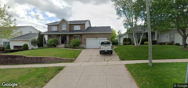 Photo of 341 Douglas Avenue in Winnipeg, Manitoba