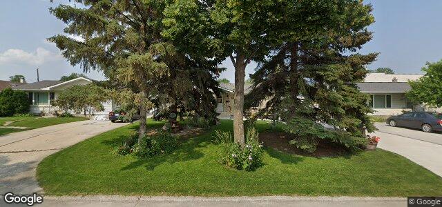 Larawan ng 341 Stuart Avenue sa Winnipeg, Manitoba