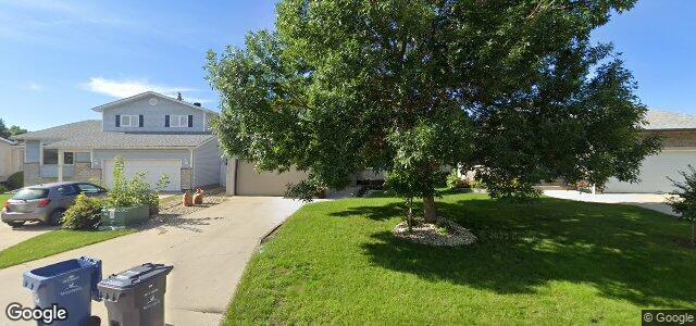 Larawan ng 35 Chernichan Drive sa Winnipeg, Manitoba