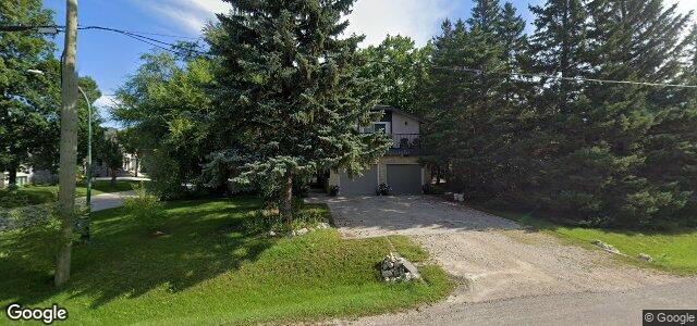 Larawan ng 353 Foxdale Avenue sa Winnipeg, Manitoba