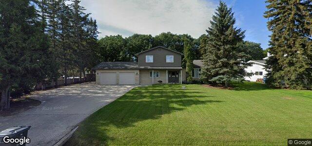 Larawan ng 354 Foxdale Avenue sa Winnipeg, Manitoba