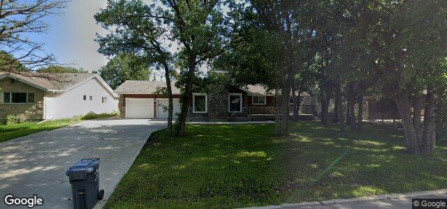 Larawan ng 355 Bonner Avenue sa Winnipeg, Manitoba
