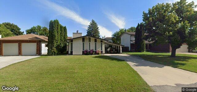 Larawan ng 361 Bonner Avenue sa Winnipeg, Manitoba