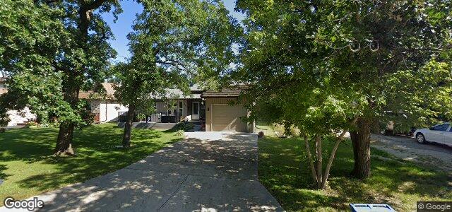 Larawan ng 371 Bonner Avenue sa Winnipeg, Manitoba