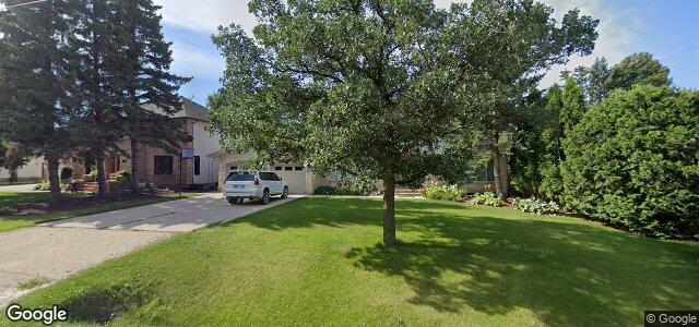 Larawan ng 372 Foxdale Avenue sa Winnipeg, Manitoba