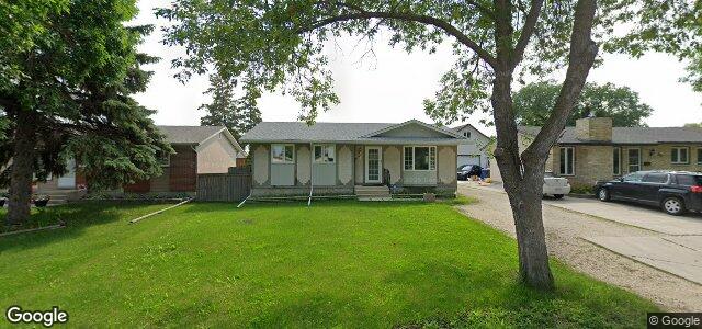 Larawan ng 38 Continental Avenue sa Winnipeg, Manitoba