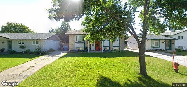 Larawan ng 38 Summerfield Way sa Winnipeg, Manitoba