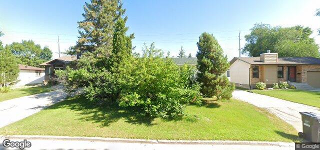 Larawan ng 383 Knowles Avenue sa Winnipeg, Manitoba