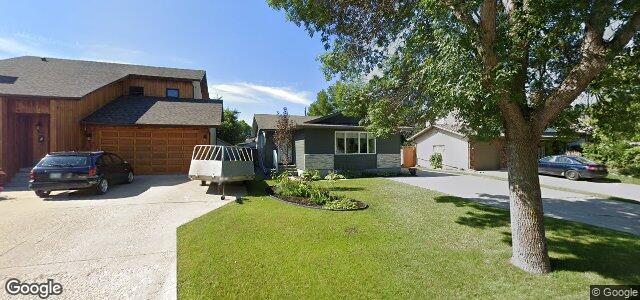 Larawan ng 384 Knowles Avenue sa Winnipeg, Manitoba