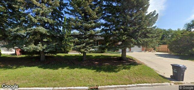 Larawan ng 385 Bonner Avenue sa Winnipeg, Manitoba