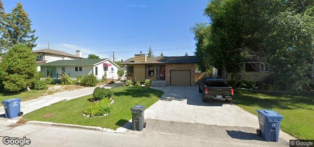 Larawan ng 385 Knowles Avenue sa Winnipeg, Manitoba
