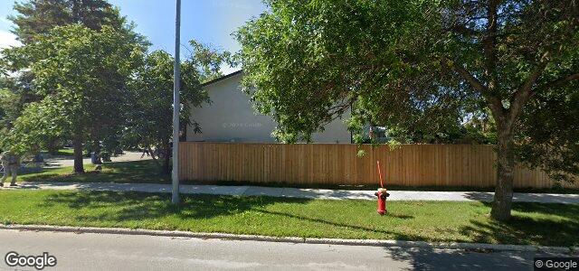 Larawan ng 4 Donald Mcclintock Bay sa Winnipeg, Manitoba