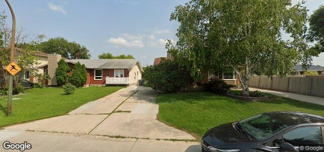 Larawan ng 4 Malcana Street sa Winnipeg, Manitoba