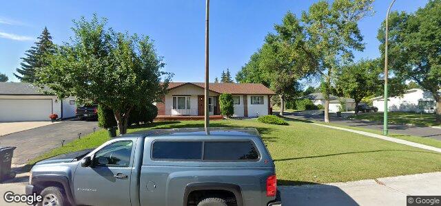 Larawan ng 4 Puffin Place sa Winnipeg, Manitoba