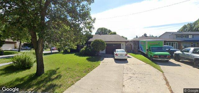 Larawan ng 40 Charles Hawkins Bay sa Winnipeg, Manitoba