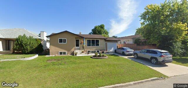 Larawan ng 405 Bonner Avenue sa Winnipeg, Manitoba